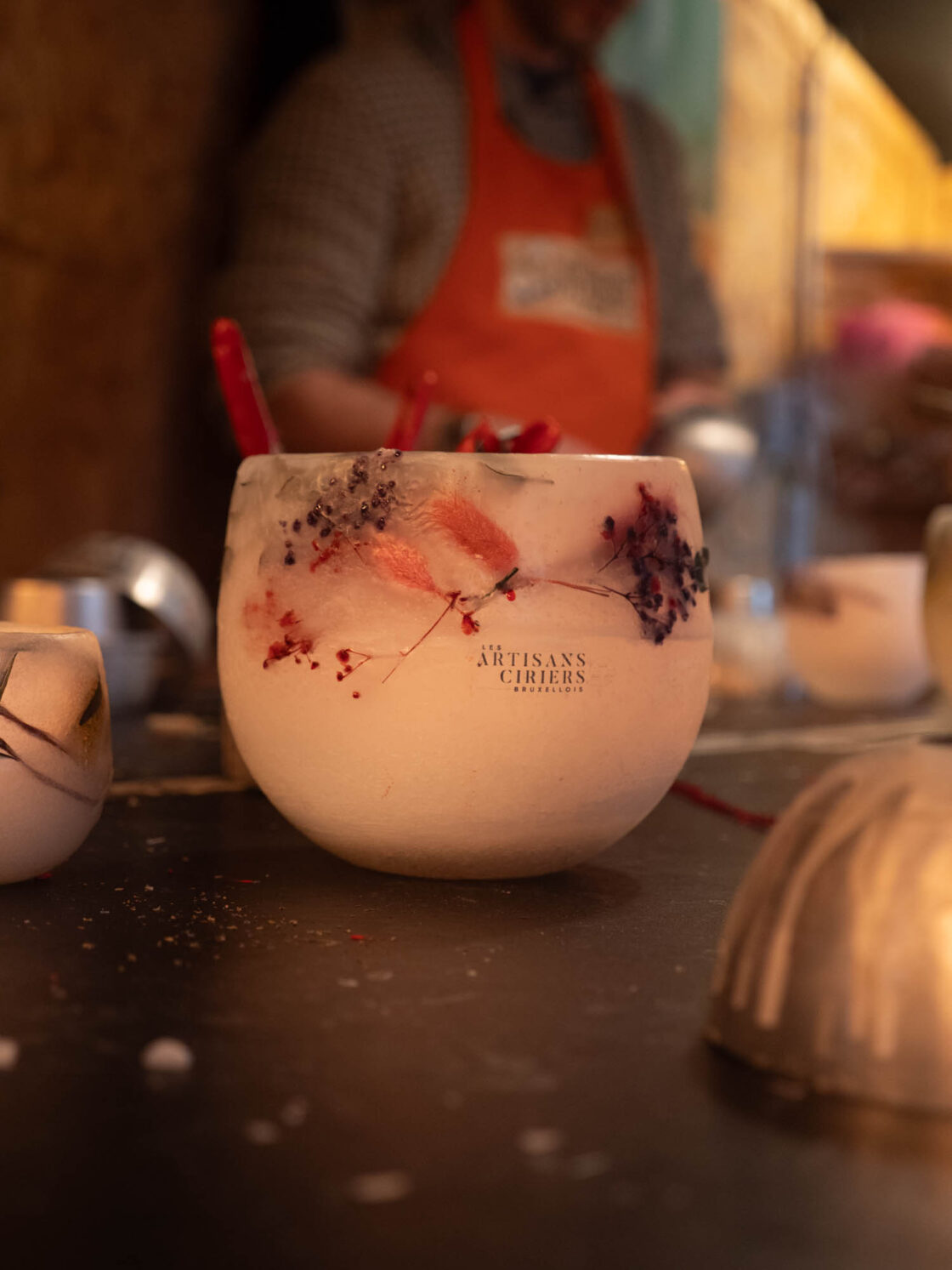 Hands in the Wax — Les Artisans Ciriers Bruxellois