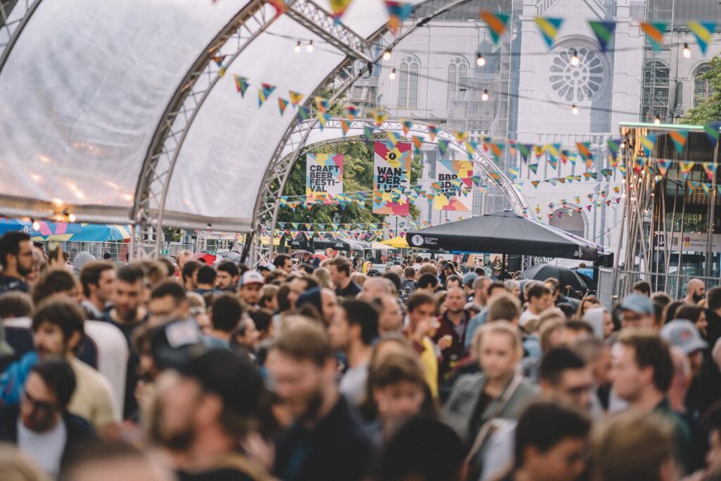 The packed transparent-dome tent at BBP Wanderlust, Brussels