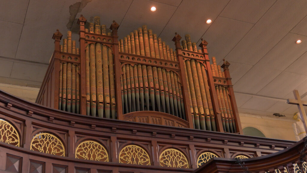 The White Rose (An Rosen Wyn) — Cornish song sheet on the organ