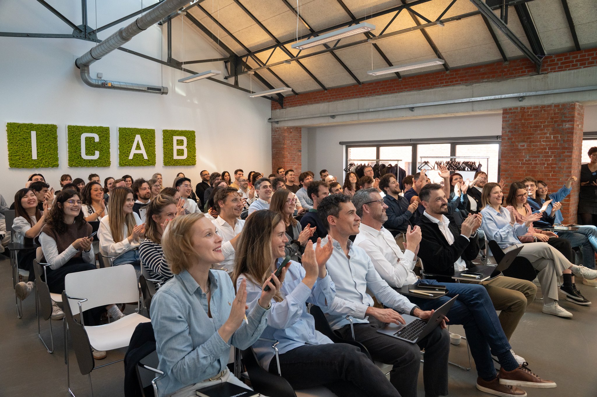 Wooclap — product-in-use photography, Brussels